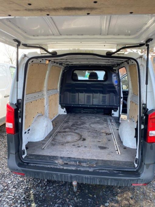 MB-Vito Transporter 114D – Bild 3